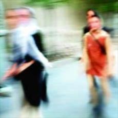 بررسی رابطه عوامل فردی و خانوادگی با بزهکاری زنان و دختران یک شهر