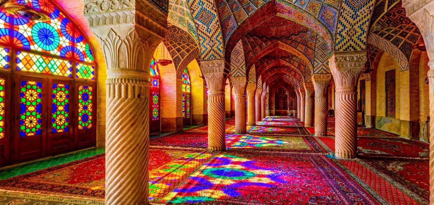 پاورپوینت سبک‌های معماری اسلامی و بناهای مربوطه در ایران